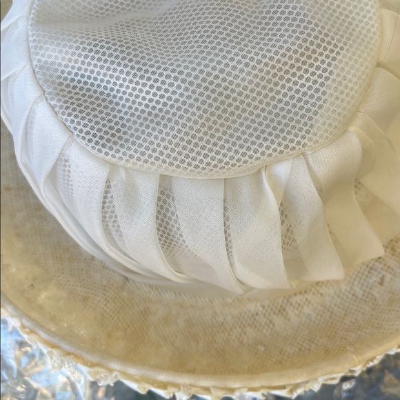 Elegant Cream Pleats Spring Straw Hat Mesh Detail XS 22” Head Union Made Vintage main image 8